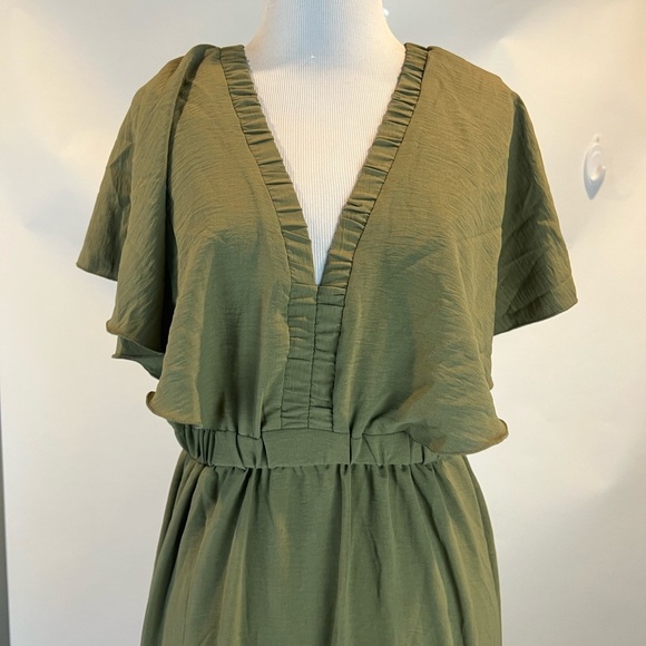 Simplee V Neck Ruffle Maxi Dress - Picture 2 of 7